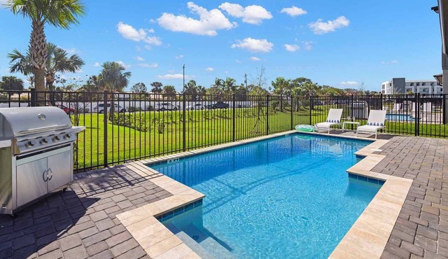Sea La Vie | Beach Escape Near Disney w/Pvt Pool, Chef Kitchen, Sea - Themed BR