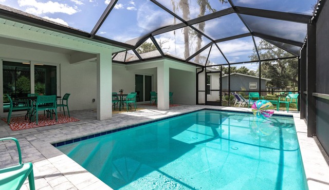 Seascape Duplex: Peaceful Retreat & Heated Pool