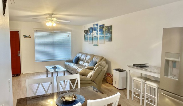 Seashell 3 -Luxury Apartment close to the beach! in Boynton Beach