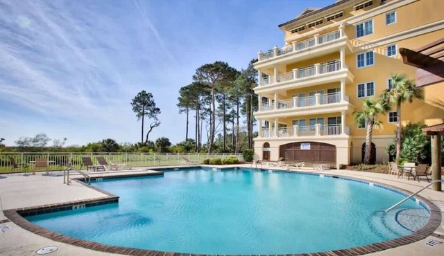 Seaside Villa- Oceanfront 3BDR with Golf Cart