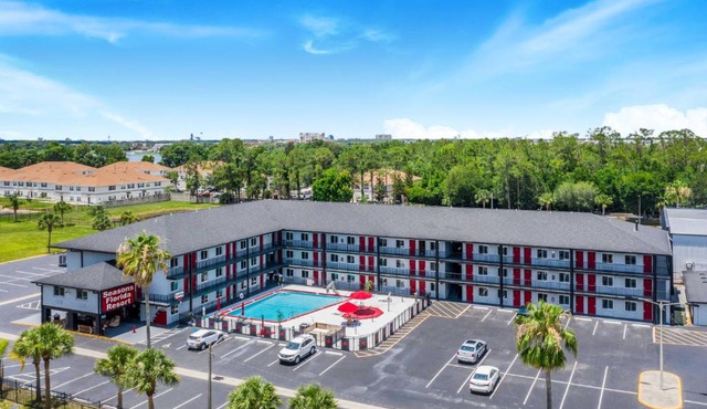 Seasons Florida Resort