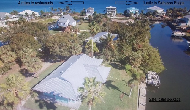 Sebastian Fisherman/Family Delight*Deep Water Access*Boat Dock and Hot Tub