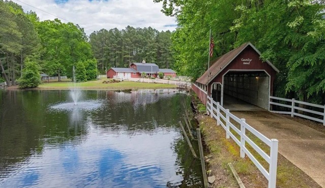 Secluded Nature Retreat w/Trails, Fire Pit, Ping-Pong, Foosball, Games!