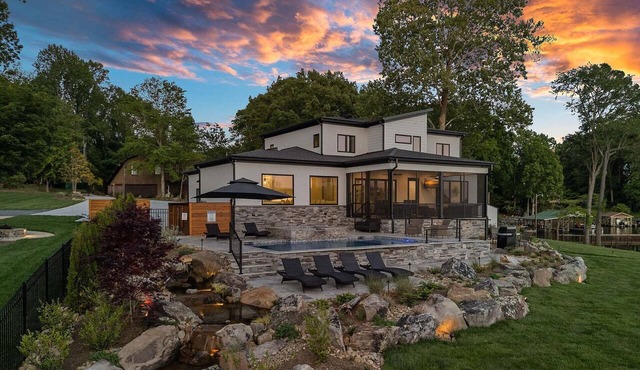 Sensational Sunsets by SoCharm | *Brand NEW* Luxury Home w/Pool/Hot Tub and Expansive Views