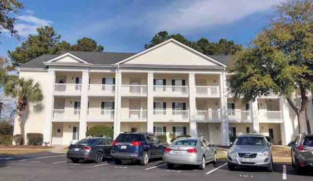 Serenity by the Coast: Near Airport & Golf Course