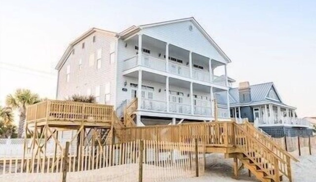 Southern Elegance - Oceanfront in Garden City Beach