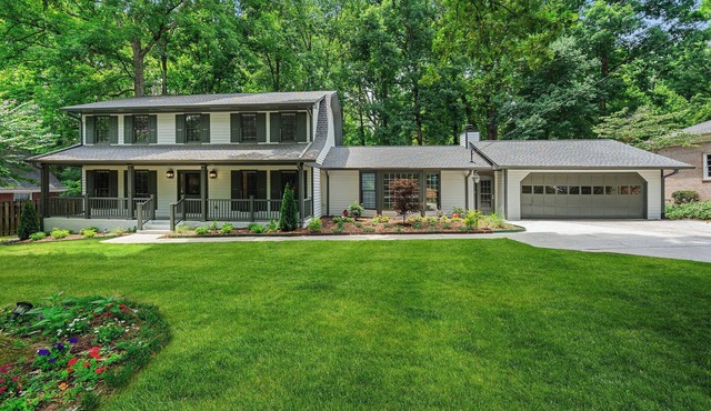 Spacious 5-bedroom house in charming Sandy Springs with Hot Tub and Game Room