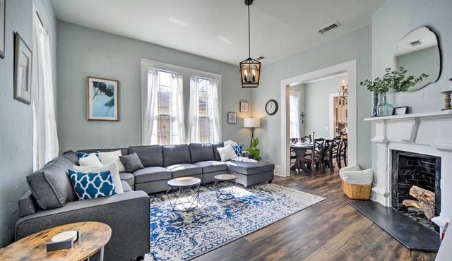 Spacious Abode, Walk to Texas Heroes Square! in Gonzales
