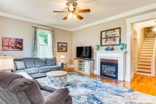 Spacious Athens Home ~ 1 Mi to Downtown!