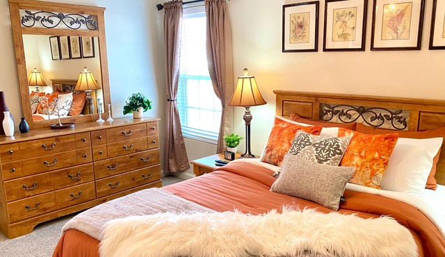 Spacious & comfy home in ultra-convenient location