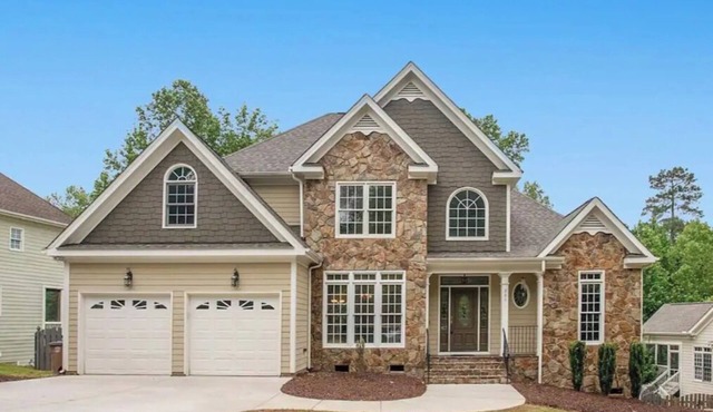 Spacious Home, Dedicated Workspace, Screened Patio, Spacious, Modern