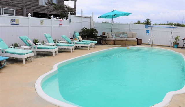 Spacious Oceanfront Retreat with Private Pool and Hot Tub