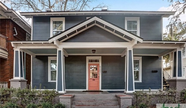 Starland Area gem! Marvelous 2-bedroom apartment in Savannah