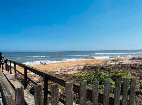 Steps to Private Beach Access King Beds in Ormond Beach