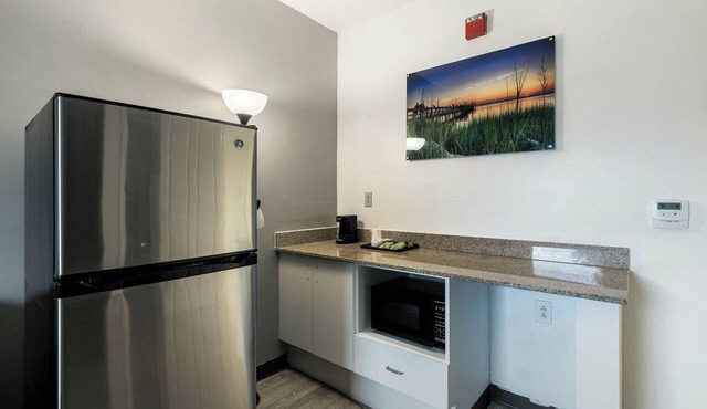 Studio 6 Suites Jacksonville, NC