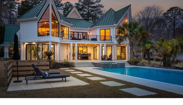 Stunning Home on Lake Murray with pool and hot tub