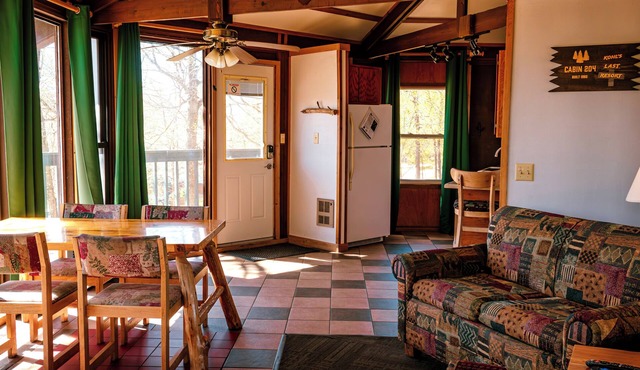 Stunning Octagon Cabin Getaway