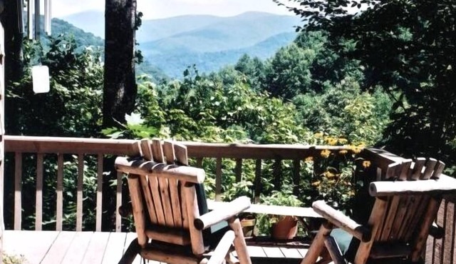 Stunning View, Secluded Luxury Treehouse, State Park Resort, Appalachian Trail