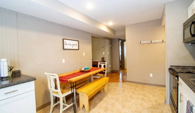 Suite #3 - 2 Bed 1 Bath Suite at Suites on 3rd in Hermann