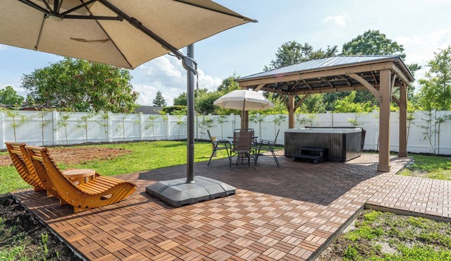 Summer Anime 4BR Near Disney Hot Tub + Free Parking