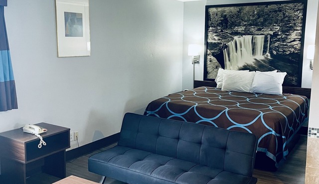 Super 8 by Wyndham Corbin/London KY