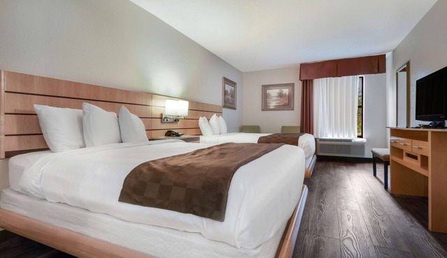 SureStay Plus Hotel by Best Western Tarboro
