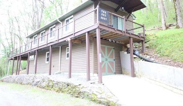 The Get Away - Sleeps 11