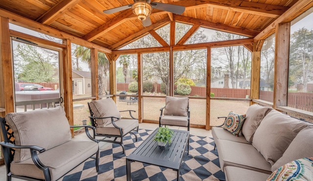 The Haven: 4-Bedroom Retreat with Hot Tub Near Greenville, SC