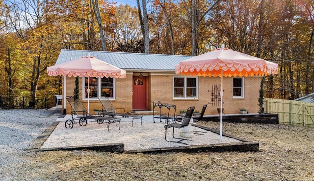 The Keyhouse Villa - 2BR/2BA Private & Gated in Waxhaw