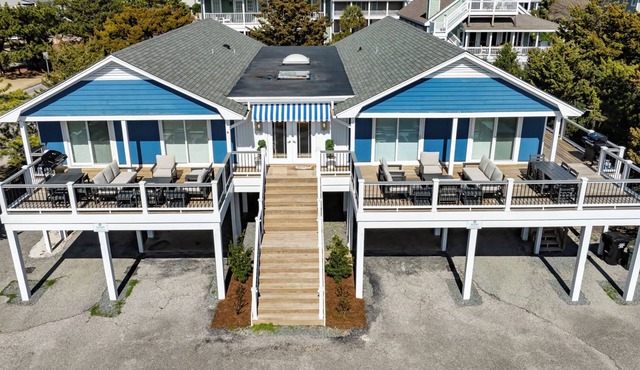 The Sea Guld: Beach Access, Expansive Decks, Elevator & Outdoor Shower!
