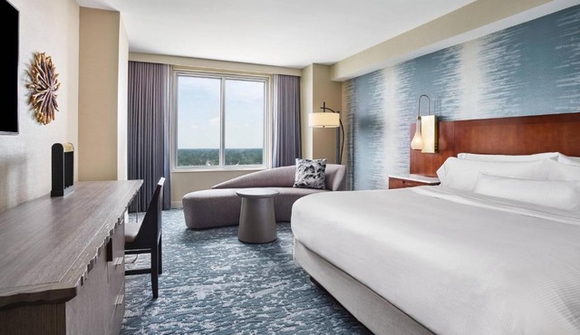The Westin Virginia Beach Town Center