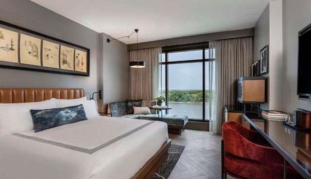 Thompson Savannah, by Hyatt
