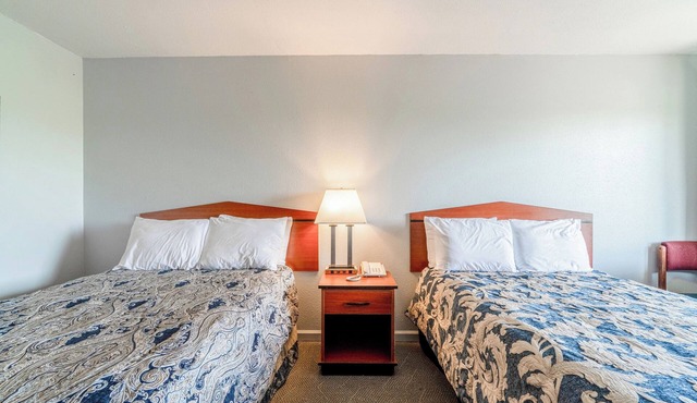 Three Charming Units, Ideal for Small Town Exploration, Parks & Local Flavor in Lawrence County