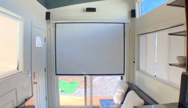 Tranquil Tiny house with AC in P G all to yourself Come stay at the Gatsby! in Pleasant Grove