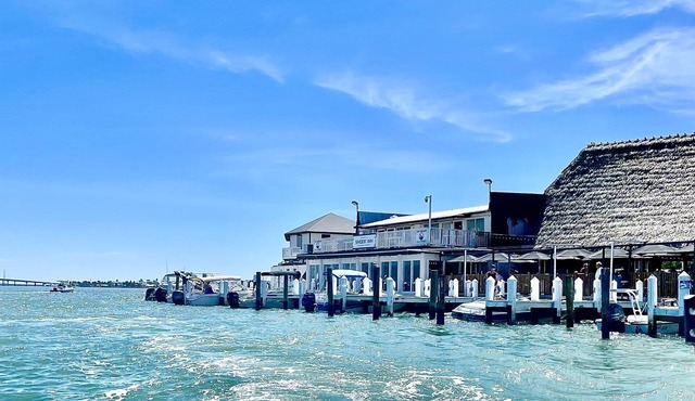 Tropical Oasis near beautiful Naples and Marco Island beaches