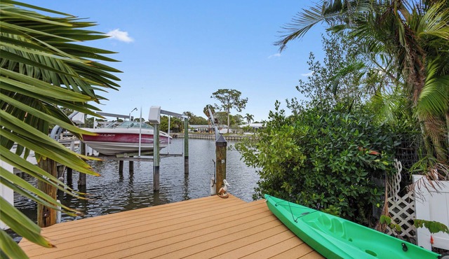 True Private Oasis offering Comfort, Charm and Adventure.