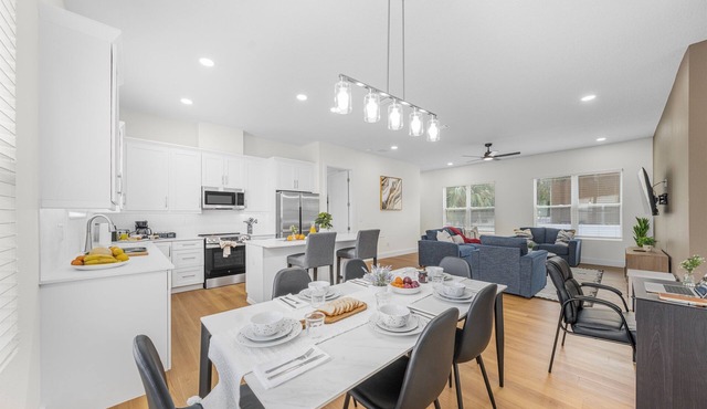 Ultimate Tampa Stay | Dual Units 6BR Sleeps 17