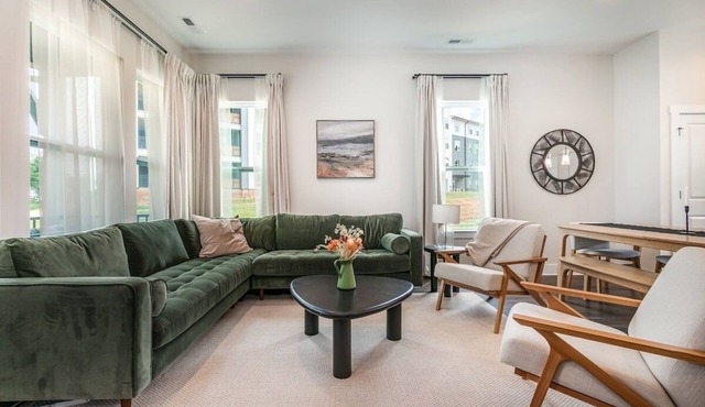 UNCC 4BR | Pet-Friendly Stay