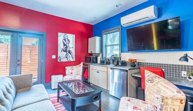 Unique studio w/pool, spa & gardens near downtown in Jacksonville