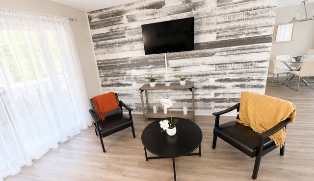 Unwind Cottage | Furnished 3BR | Pet-Friendly | Midterm Rental | Yard + Patio