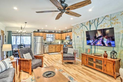 Unwind Fireside: Serene Murphy Escape w/Hot Tub! in Murphy
