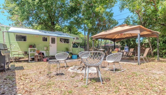 Urban Backyard RV Camping Experience in St. Petersburg, Florida