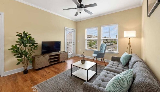 Viagem Prime Location 2BR with Balcony, Gym & Pool
