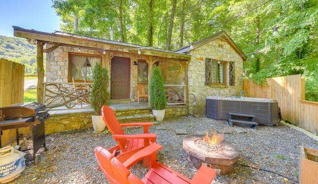 Village 37 Stone Cabin with Private Hot Tub