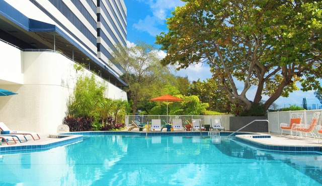 Virtual Tour Inside! Short Drive to Downtown Miami! in Miami