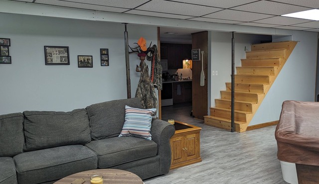 Wandering the wineries or hitting the hills? We got you! Come stay! in Tamms