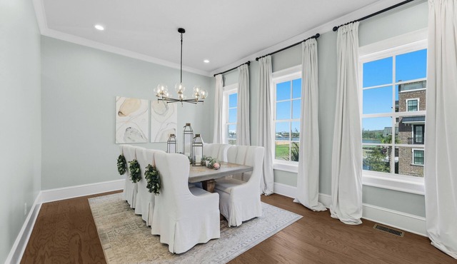 Watch Cargo Ships Glide by from This Walkable Savannah River Retreat