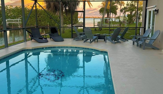 Waterfront Oasis - Saltwater Pool - Private Dock - Backyard Fishing!