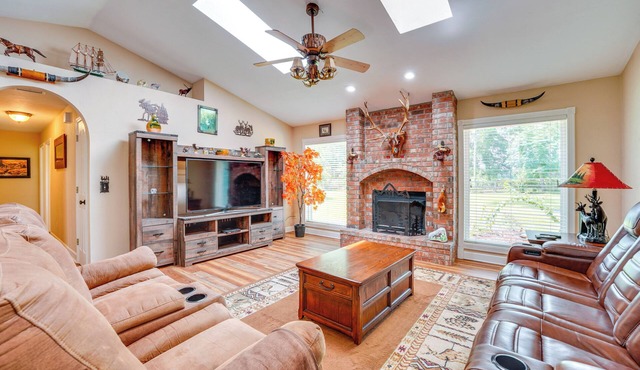 Welcoming Home w/Yard on 20 Acres in High Springs in High Springs