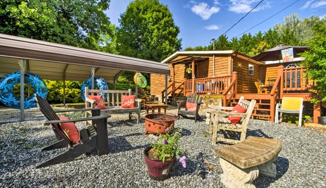 Yellow Creek Valley Retreat w/ Mountain Views!